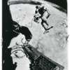 1965. Vue depuis l'extérieur de Gémini IV de la 1ère sortie dans l'Espace d'un américain : Edward H. White - Image 2