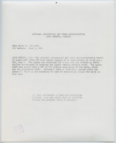 1965. Lancement de la fusée Gémini IV depuis Kap Kennedy le 3 juin 1965 emportant Ed. White, 1er américain à sortir dans l'Espace - Image 3