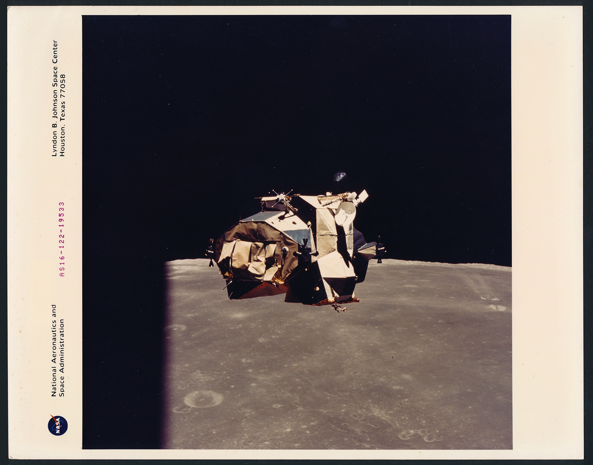 Mission Apollo 16. Ascension de l'étage d'ascension du module lunaire "Orion". Avril 1972 (#2316) - Image 2