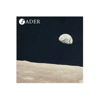 Une collection de photographies vintage NASA aux enchères à Paris chez ADER