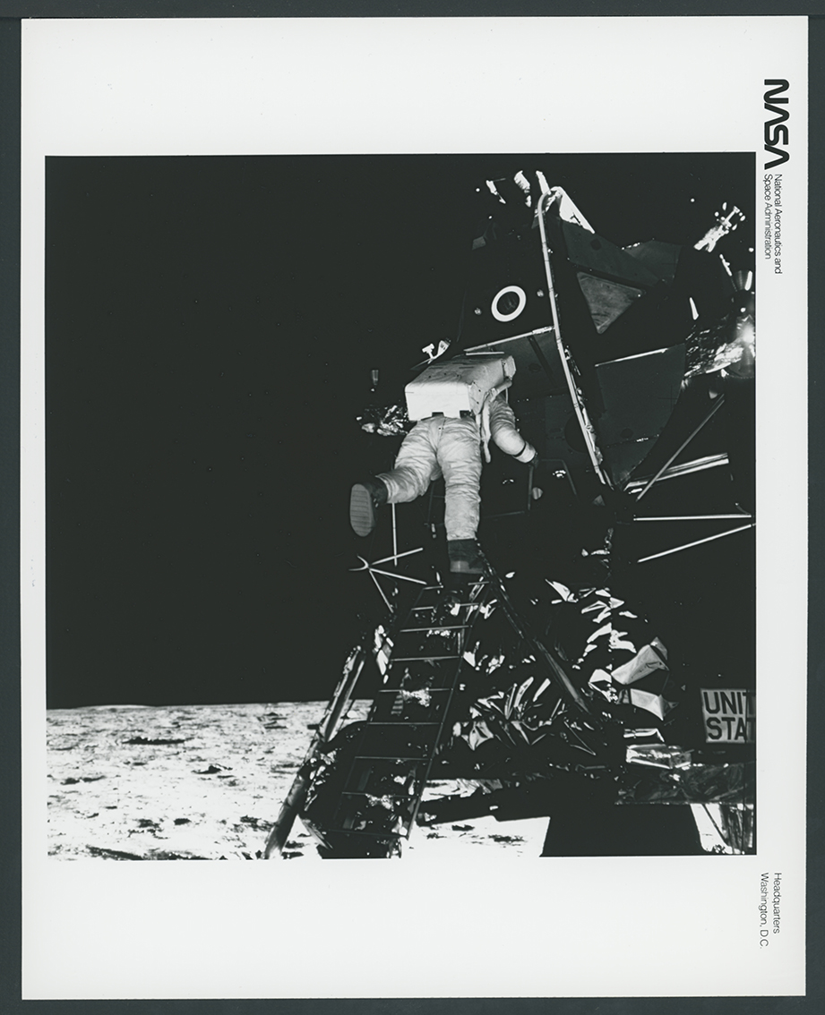 NASA – Apollo 11: Buzz Aldrin Descending the Eagle Lunar Module (1969) — #3826 NASA – Apollo 11: Buzz Aldrin Descending the Eagle Lunar Module (1969) — #3826